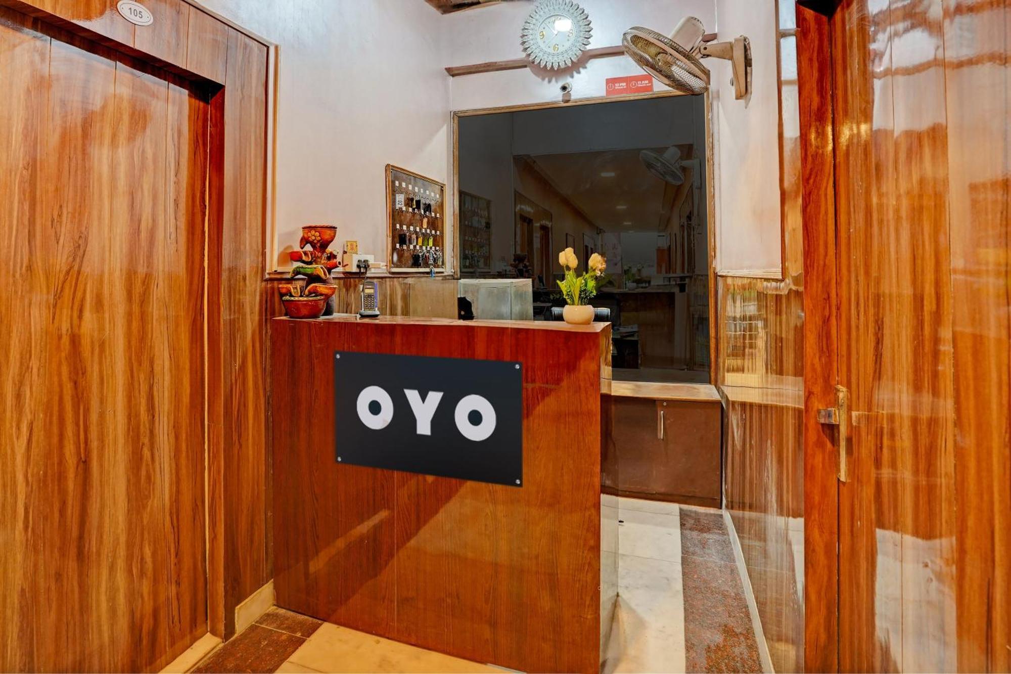 Hotel O Greno House Near Pvr Ansal Plaza Большая Нойда Экстерьер фото